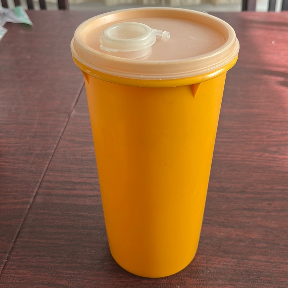 48 Oz Tupperware Pitcher
